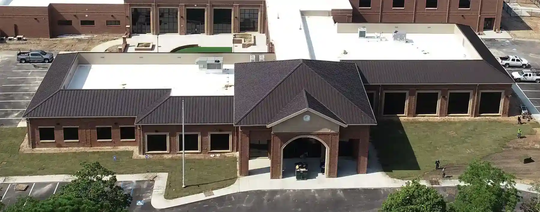 Standing seam metal roof deck installation project for institutional building